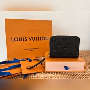 Louis Vuitton Monogram Zippy Coin Purse Wallet